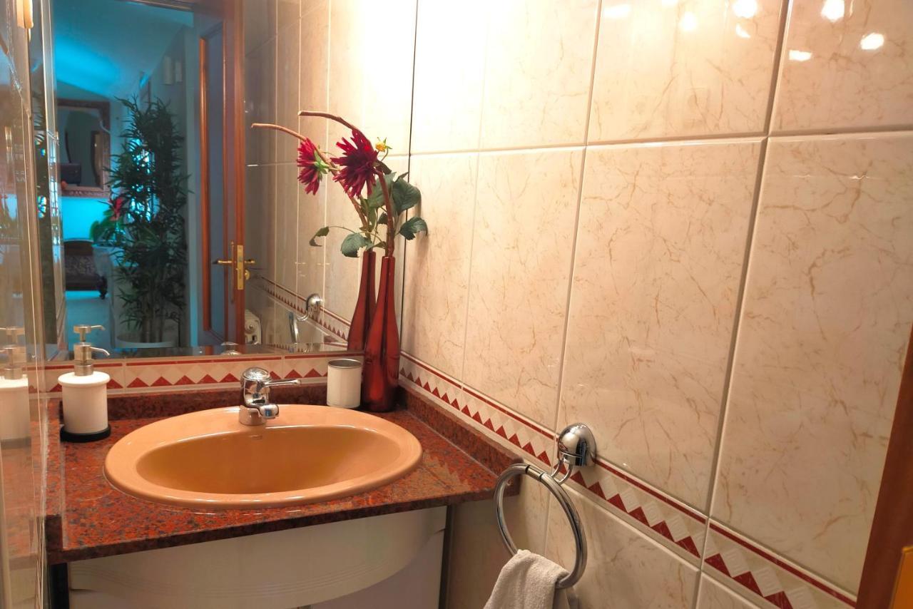 Apartamento Amplio Atico Con Terraza En Andorra Centro Les Escaldes Exterior foto